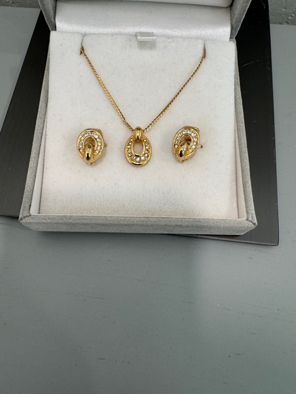 Dior Gold plated Pendant Necklace with Matching Clip on Earrings - Picture 2 of 4